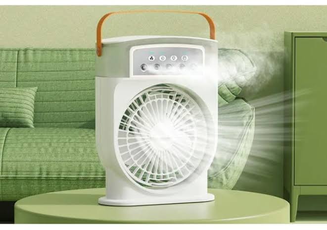 images (1) Rechargeable Mist Cooling Fan - Image 1